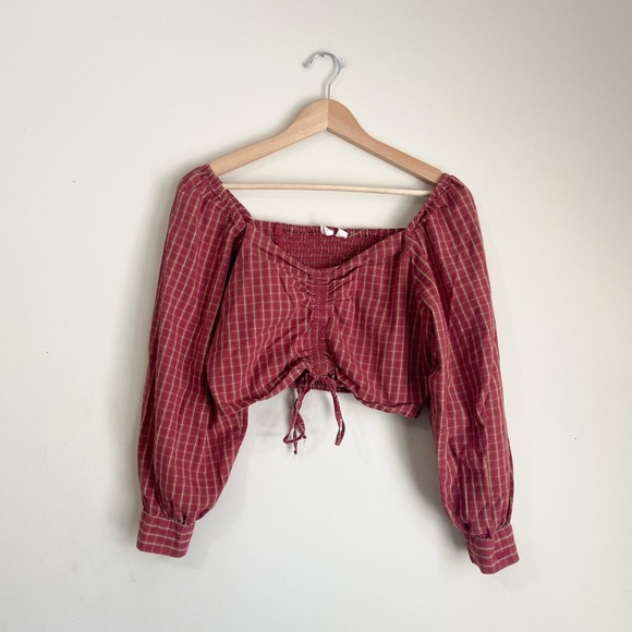 Levi’s Plaid Red Cropped Long Sleeve Blouse - Picture 3 of 9